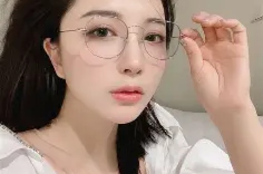 3·28匿名爆料炸锅：1974年“霸总”被指私联粉丝王耀庆等人无辜被卷入